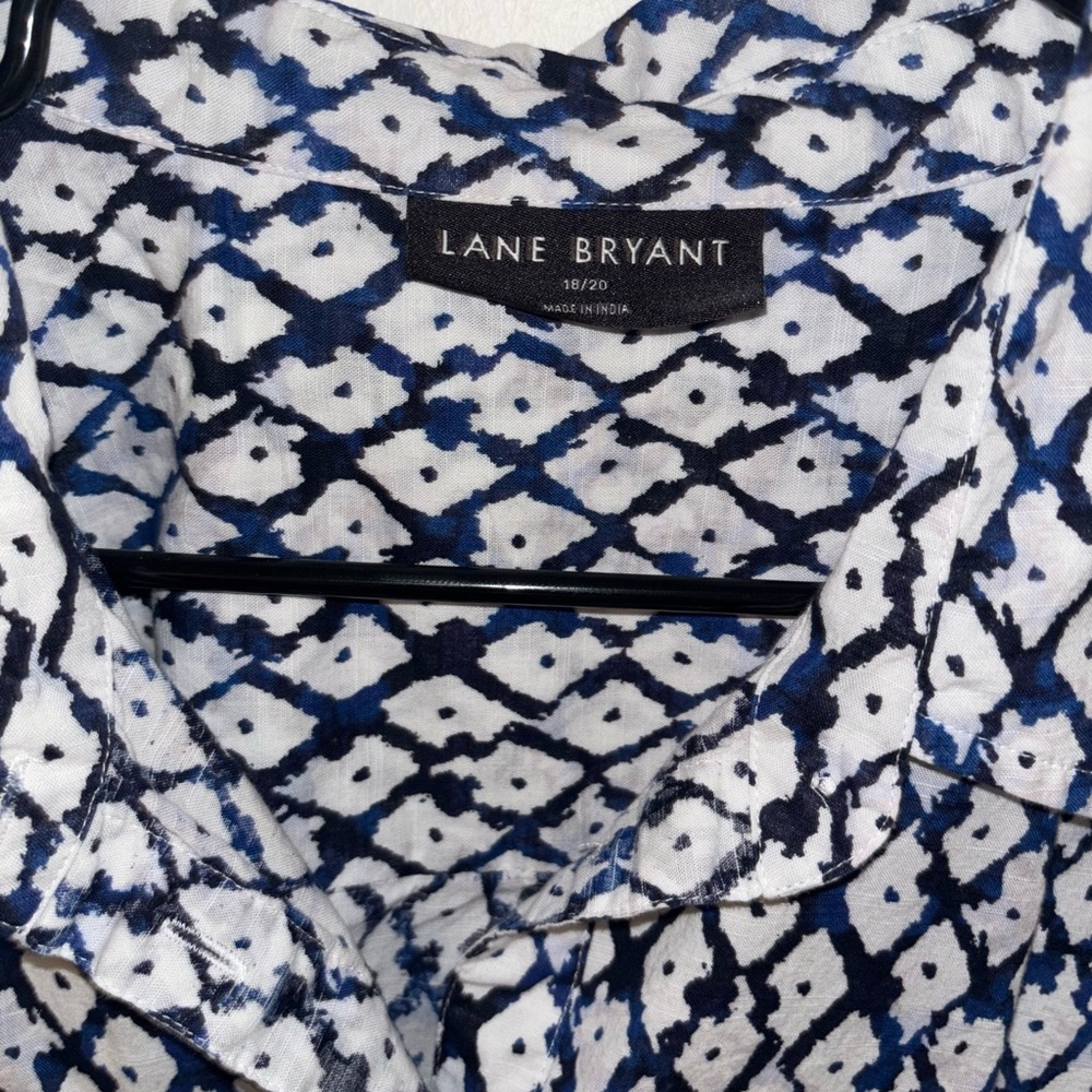 Lane Bryant Long-Sleeve Button-Down Soft Shirt in Shibori Diamond Size 18/20 - Picture 6 of 10